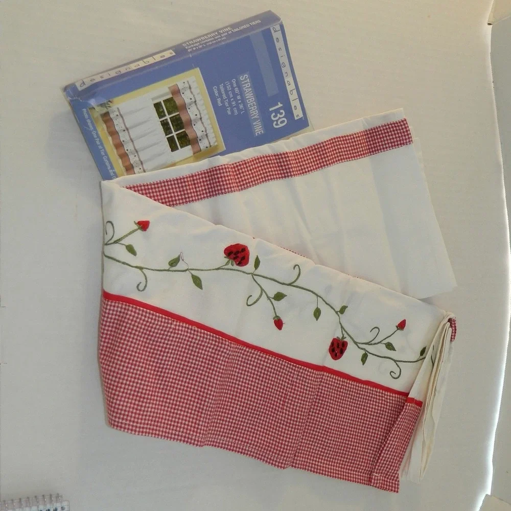 Strawberry Vine Designables 2 Tier Curtains 60x36 Red Gingham Embroidered Cotton